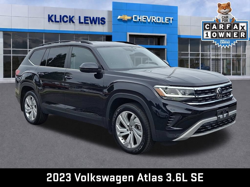 Used 2023 Volkswagen Atlas SE AWD/4WD image 1