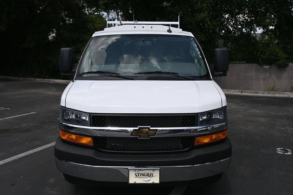 New 2025 Chevrolet Express 3500 w/ Power Convenience Package RWD image 8