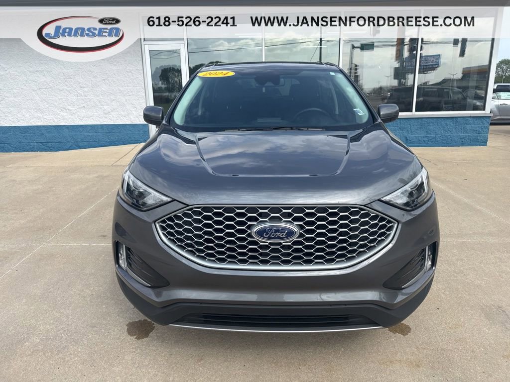 Used 2024 Ford Edge SEL w/ Convenience Package AWD/4WD image 2