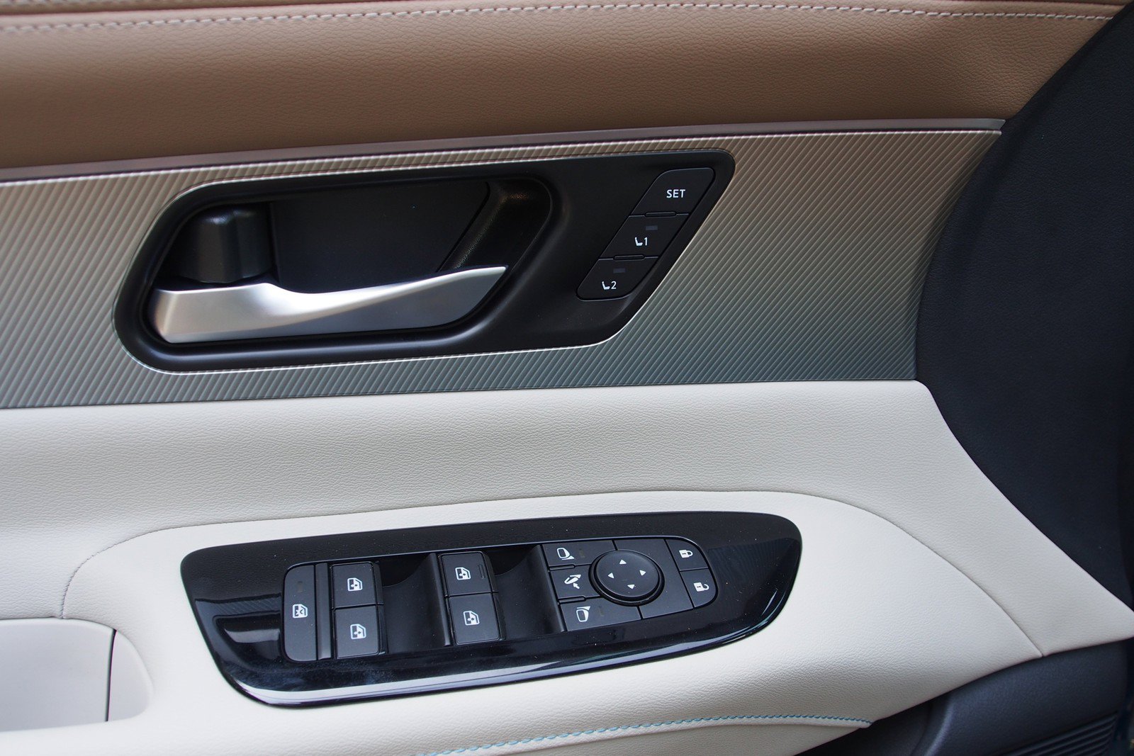 New 2026 Nissan Murano Platinum w/ Cargo Package AWD/4WD image 19