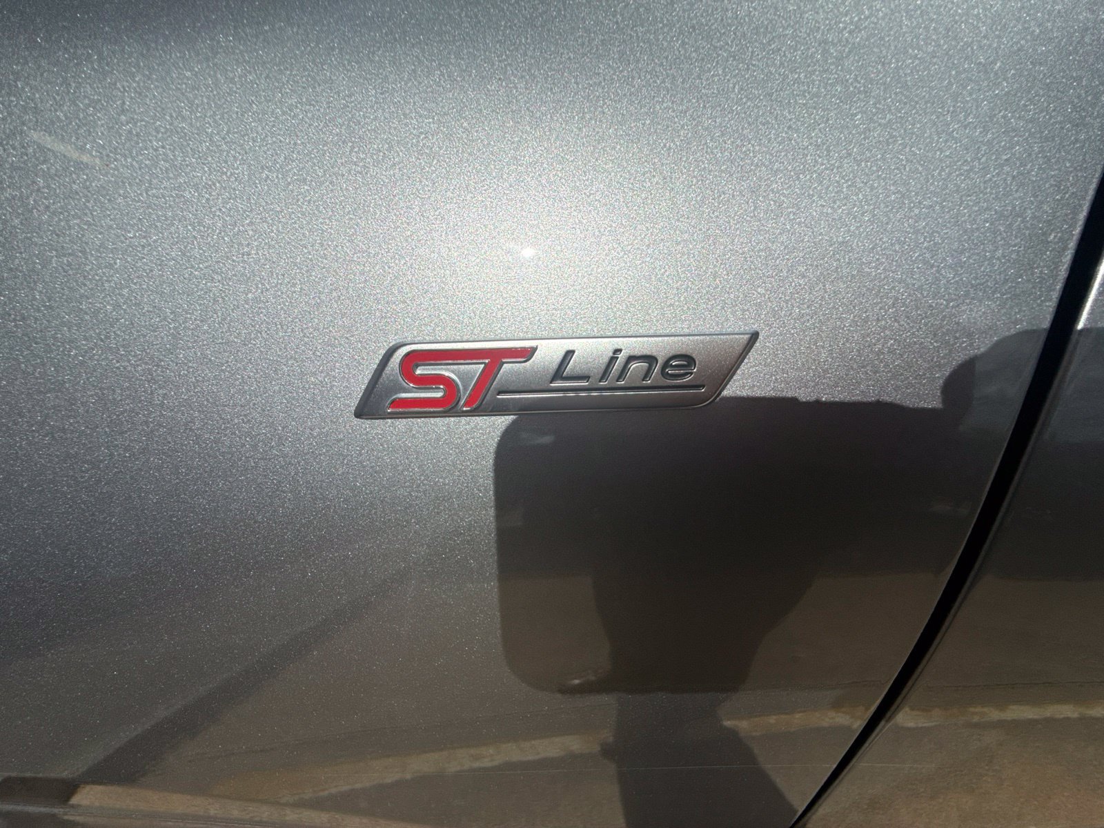 Used 2024 Ford Escape ST-Line w/ Tech Pack #1 FWD image 18