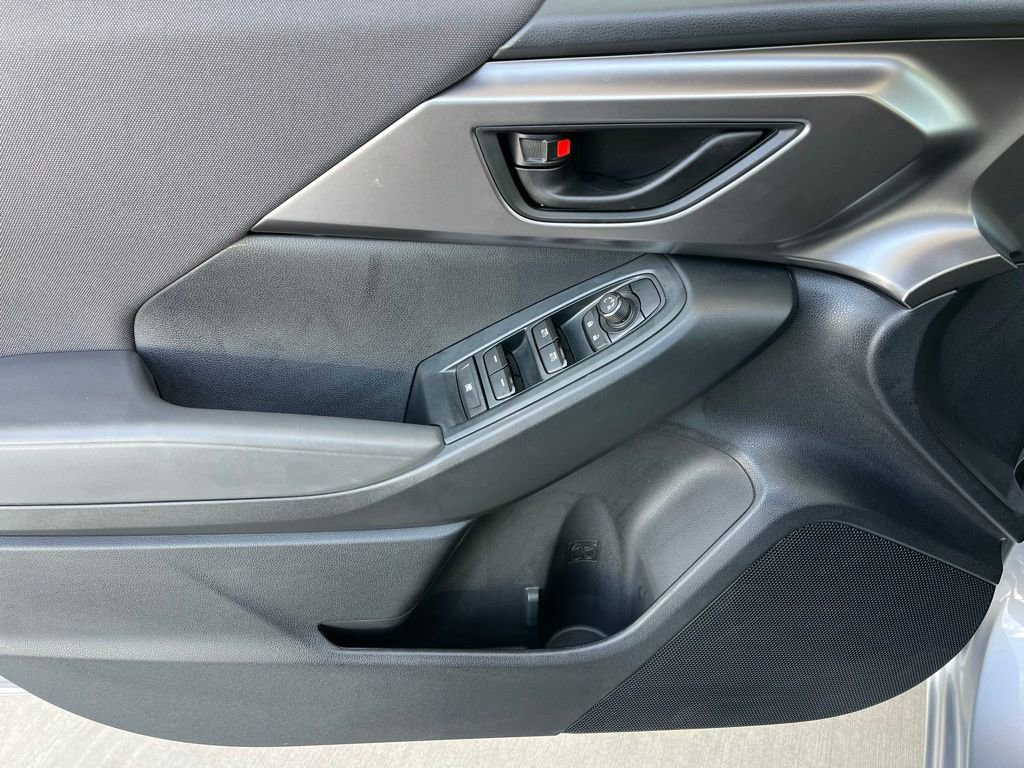 Certified 2025 Subaru Impreza 2.0i image 19