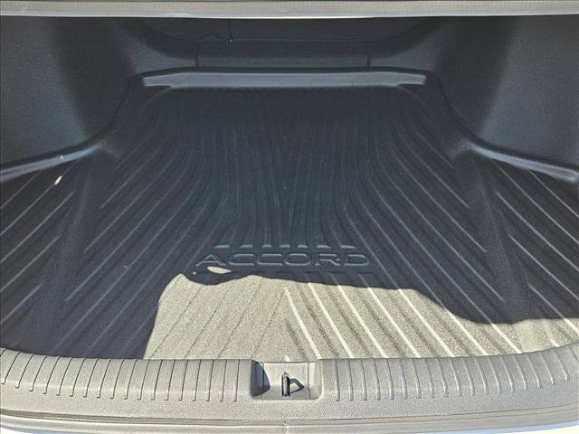 Used 2025 Honda Accord Sport image 6