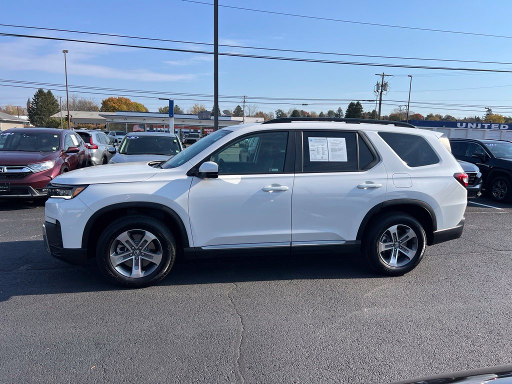 Certified 2026 Honda Pilot EX-L image 2
