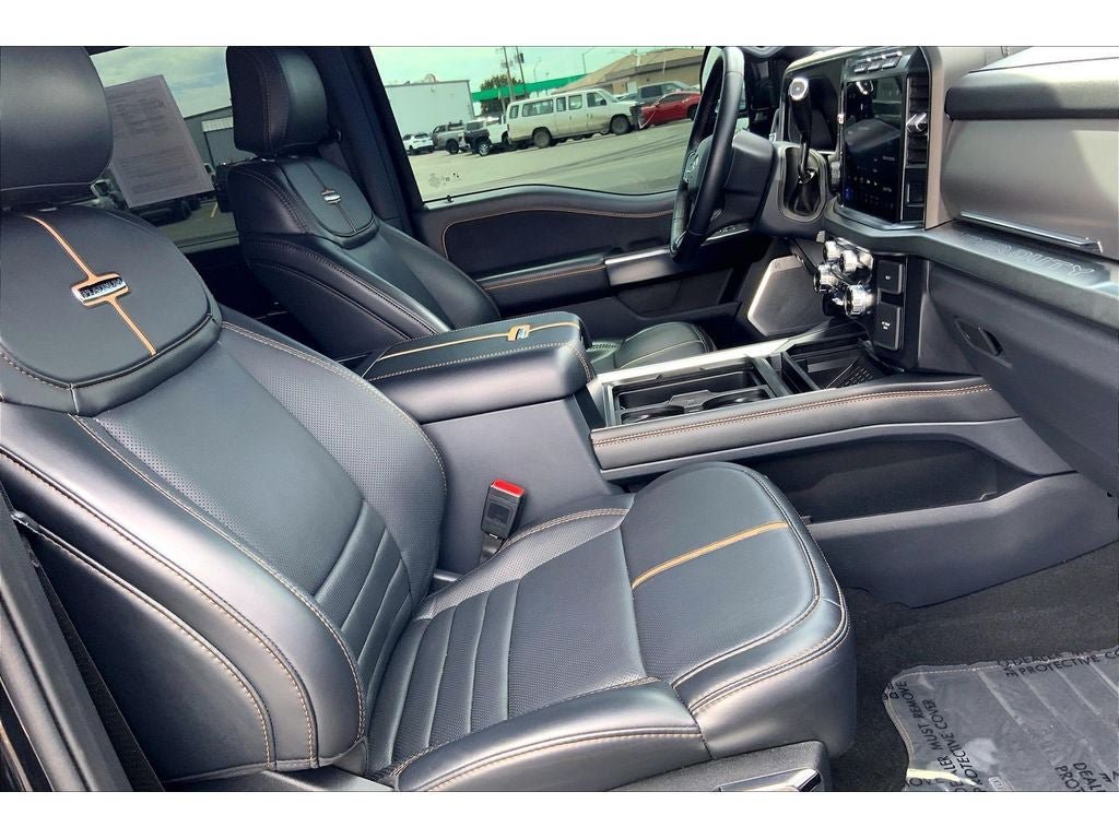 Used 2024 Ford F250 Platinum AWD/4WD image 8