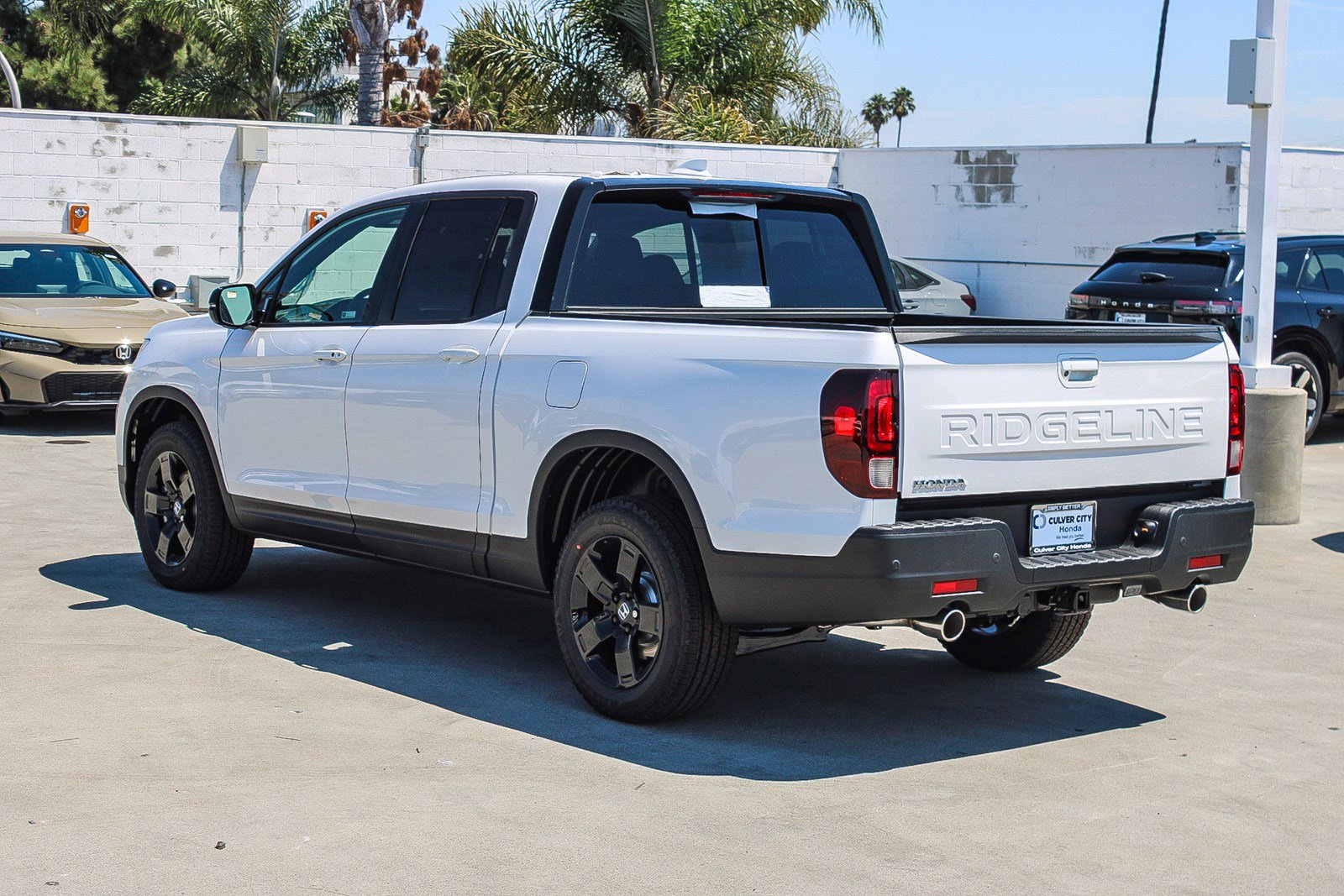 New 2025 Honda Ridgeline Black Edition image 7