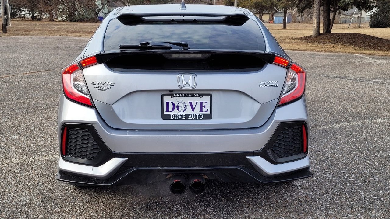 Used 2019 Honda Civic Sport Touring image 4