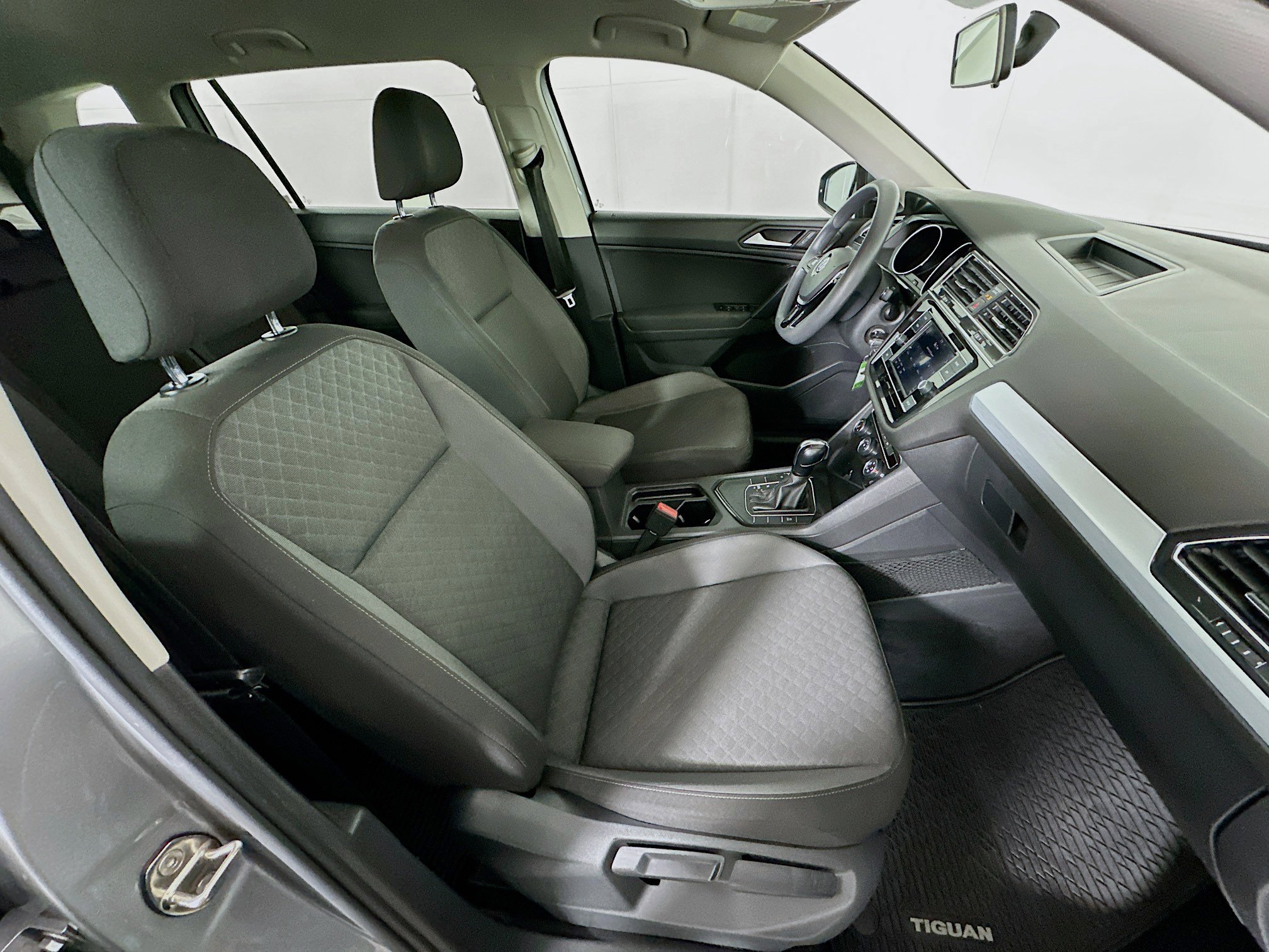 Used 2019 Volkswagen Tiguan S w/ Driver Assistance Package image 29