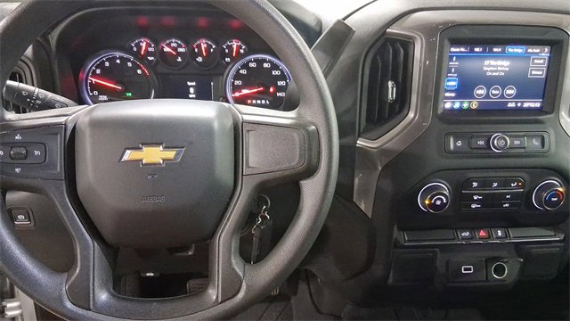 Used 2020 Chevrolet Silverado 1500 Custom w/ Custom Value Package image 11