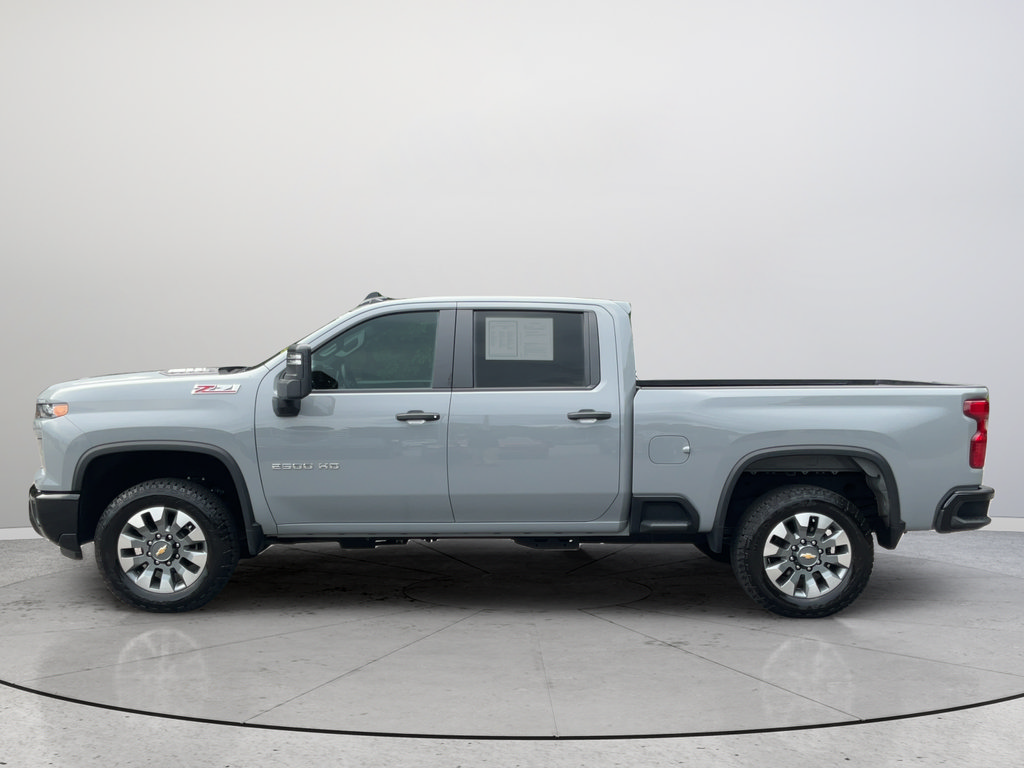 Certified 2025 Chevrolet Silverado 2500 Custom w/ Custom Convenience Package AWD/4WD image 9