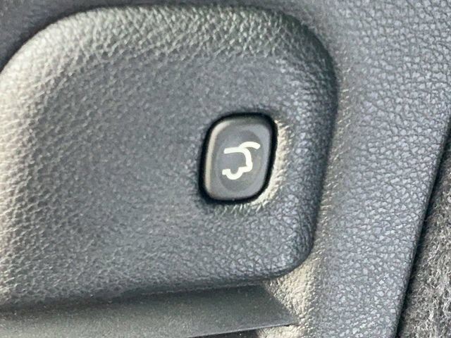 Used 2025 Dodge Durango GT AWD/4WD image 16