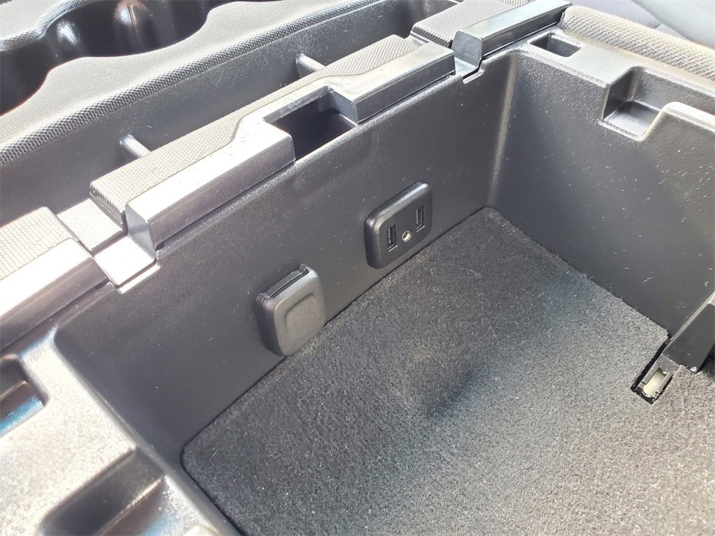 Used 2018 Chevrolet Silverado 1500 LT w/ All Star Edition image 23