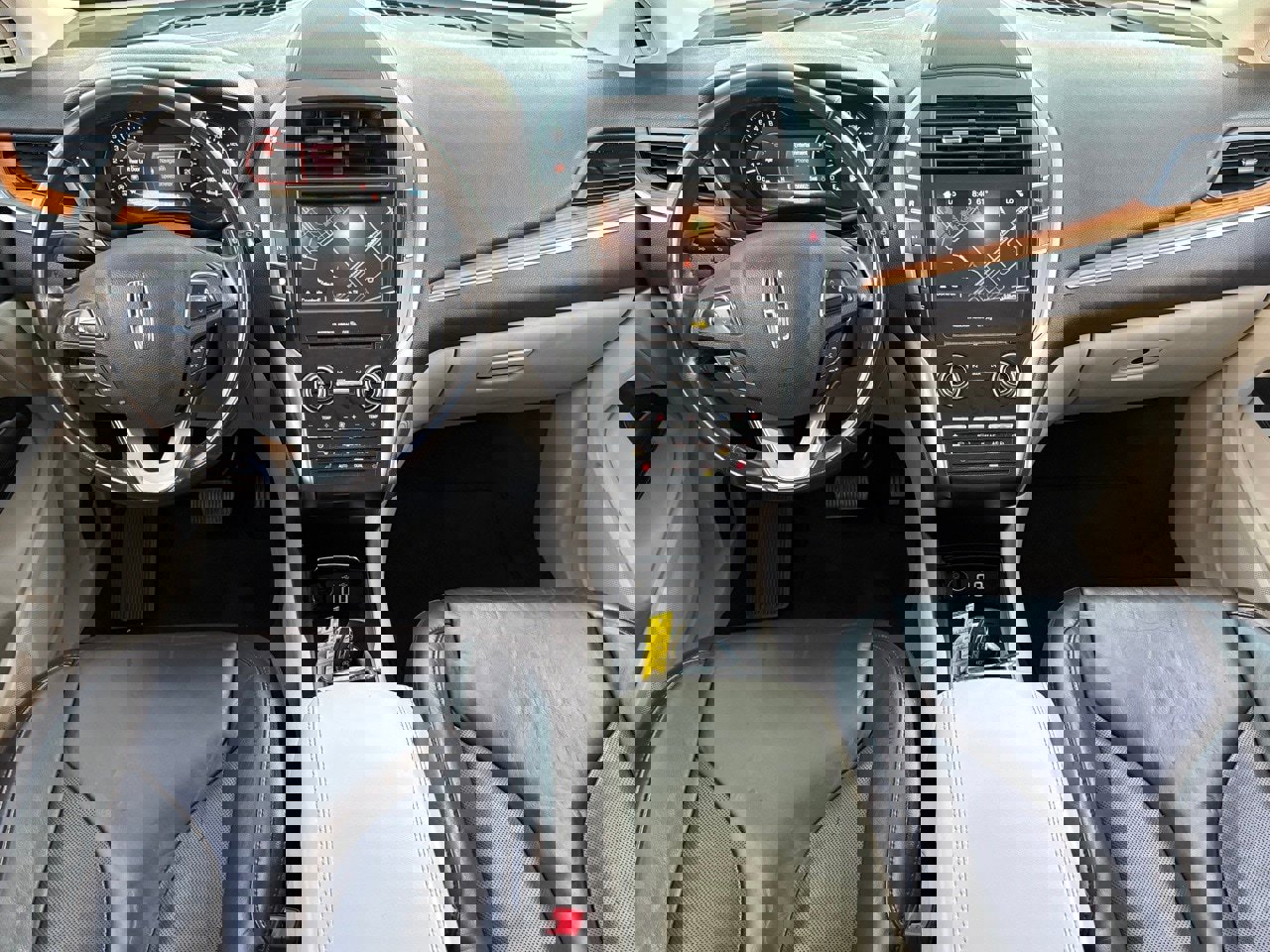 Used 2019 Lincoln MKC Select w/ Select Plus Package image 12