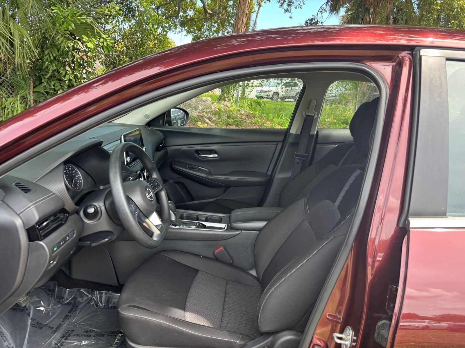Used 2025 Nissan Sentra SV FWD image 26