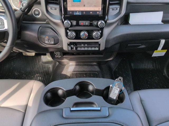 New 2026 RAM 3500 Tradesman AWD/4WD image 18