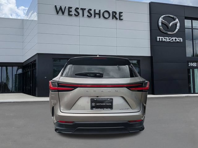 Used 2024 Lexus NX 250 FWD w/ Towing Package (2000 Lbs) image 3