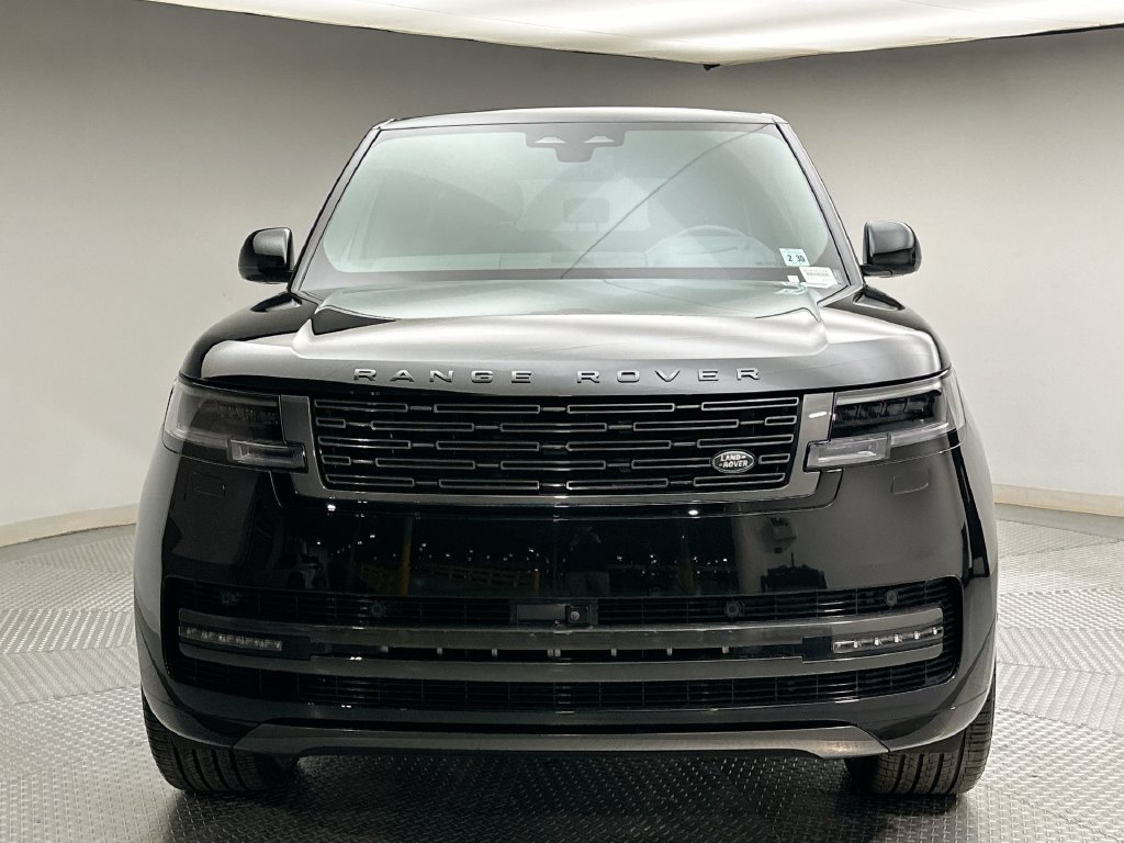 Certified 2025 Land Rover Range Rover SE AWD/4WD image 16