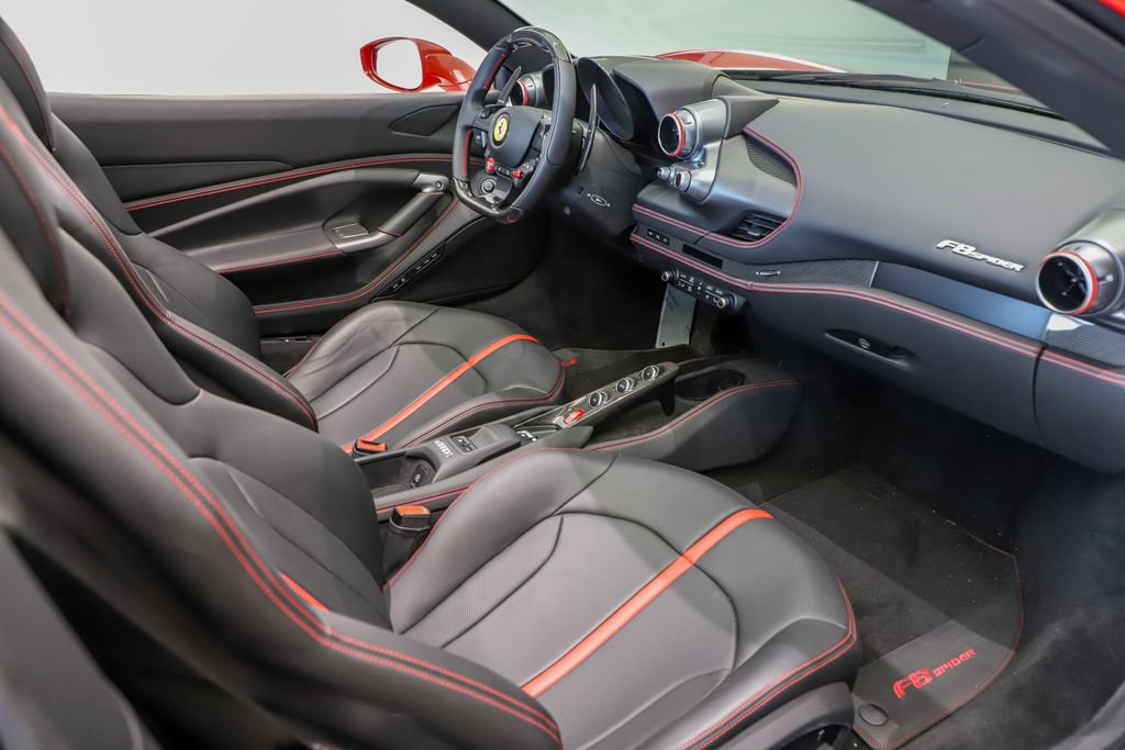 Certified 2022 Ferrari F8 Tributo RWD image 11