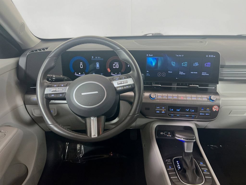 Used 2025 Hyundai Kona SEL AWD/4WD image 21