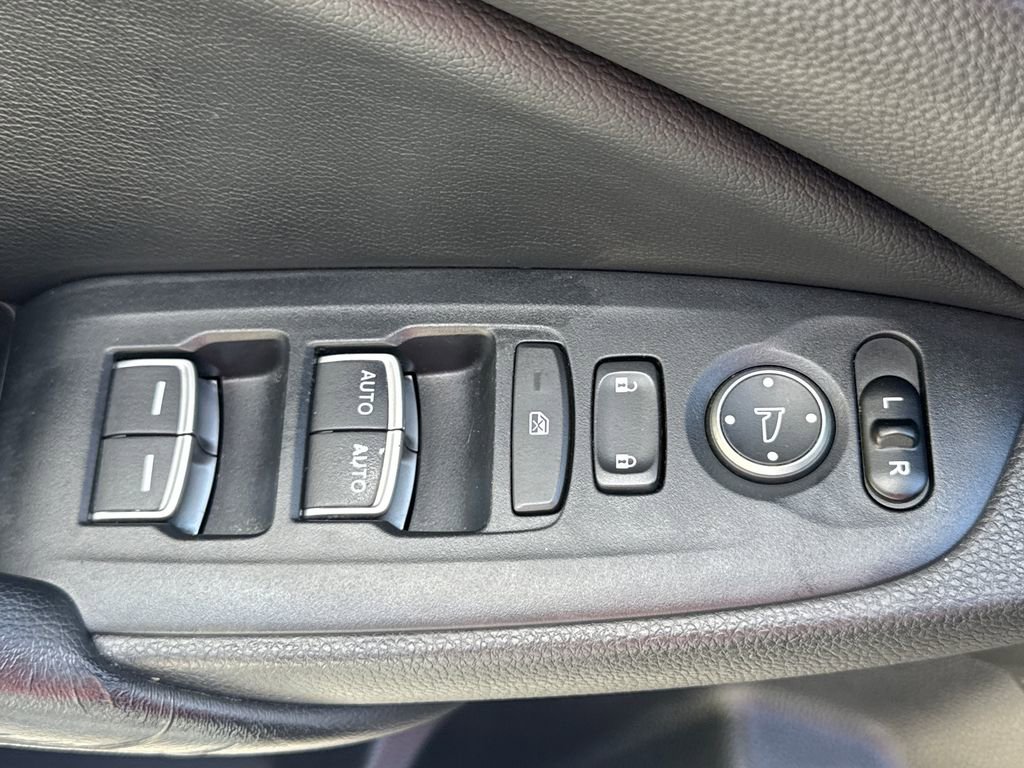 Used 2018 Honda Accord Sport image 14