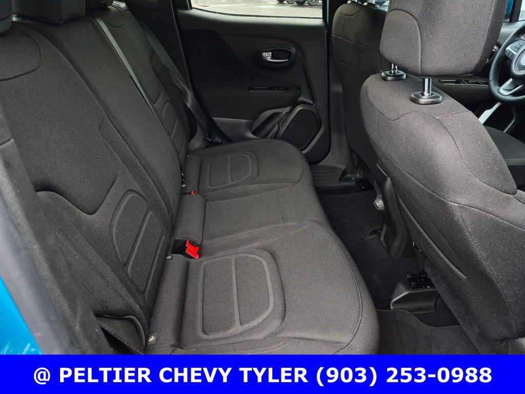 Used 2021 Jeep Renegade Latitude image 14