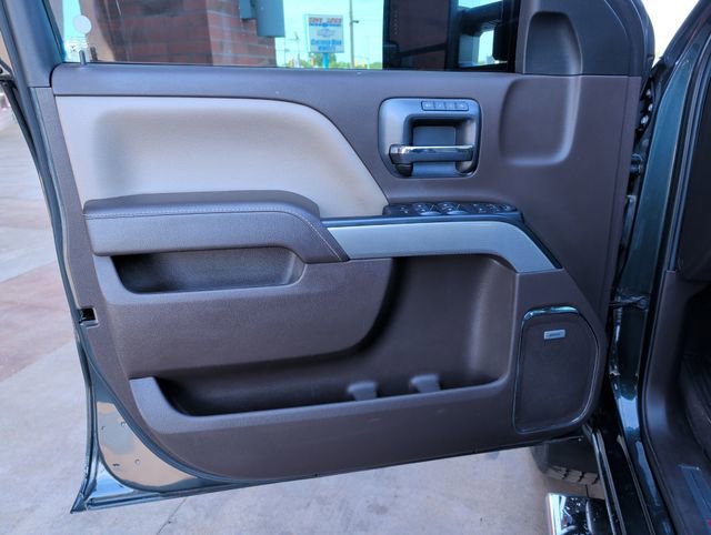 Used 2019 Chevrolet Silverado 2500 LTZ w/ Duramax Plus Package AWD/4WD image 18