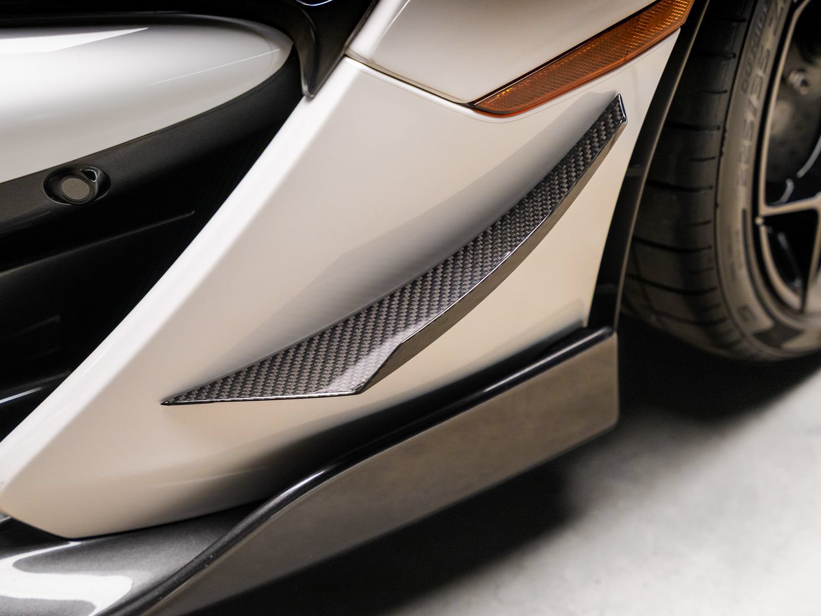 Used 2019 McLaren 600LT RWD image 26