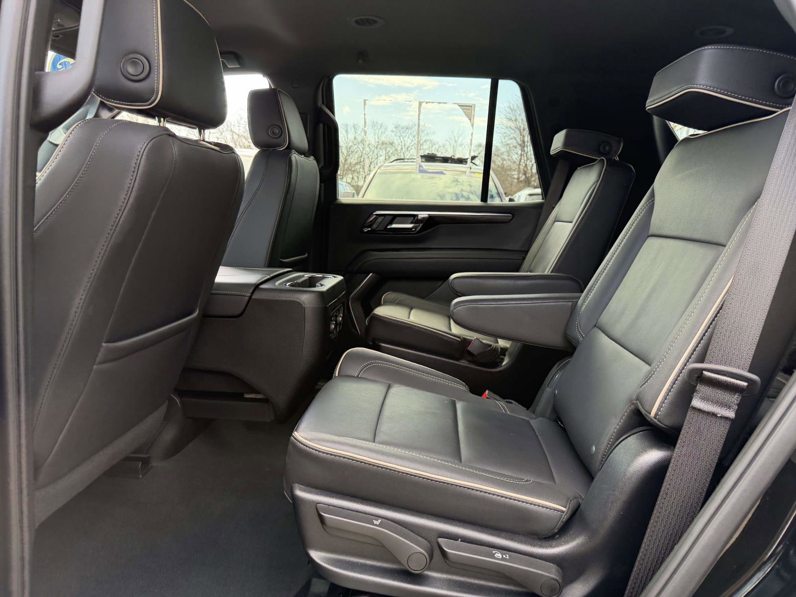 Certified 2025 Chevrolet Tahoe Premier image 16