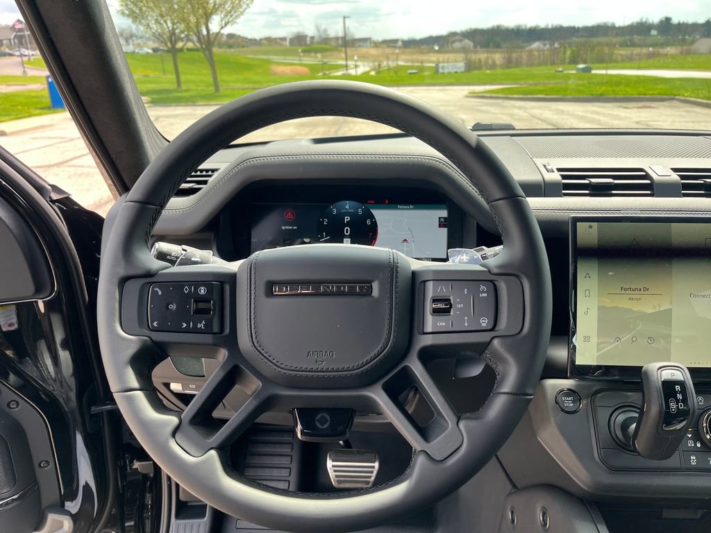New 2026 Land Rover Defender 110 OCTA AWD/4WD image 13