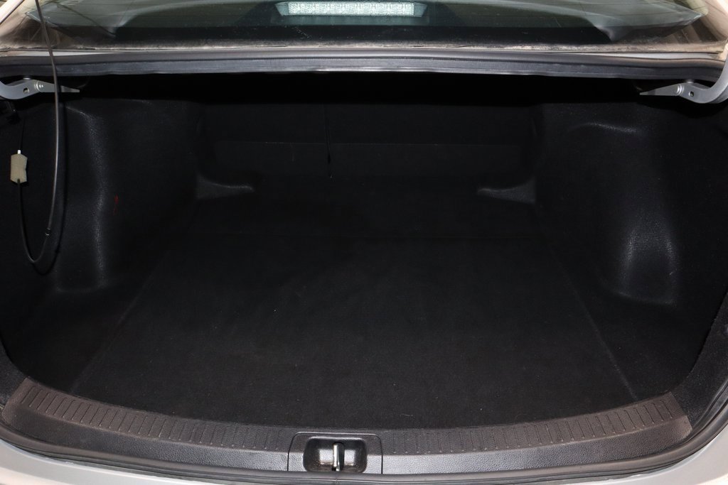 Used 2022 Toyota Corolla LE image 17