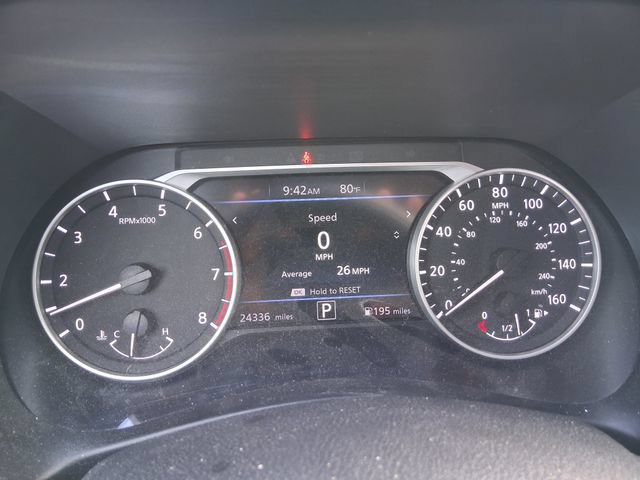 Used 2023 Nissan Sentra SR w/ Midnight Edition Package FWD image 10