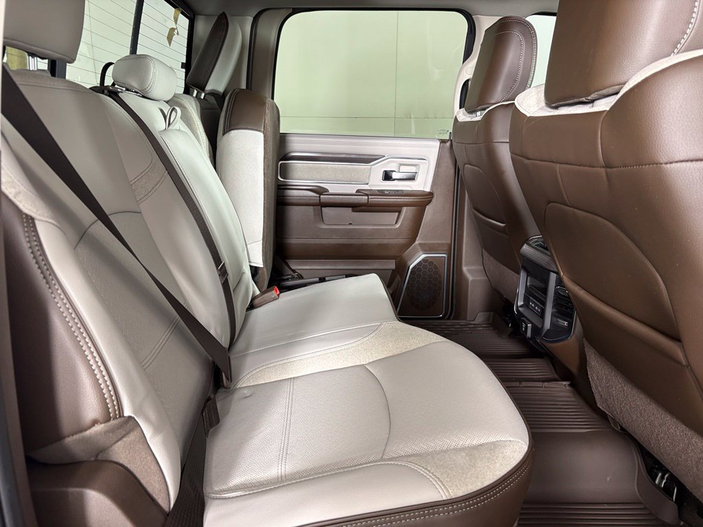 New 2027 RAM 3500 Laramie AWD/4WD image 18
