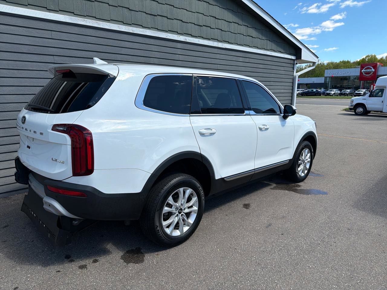 Used 2020 Kia Telluride LX FWD image 13