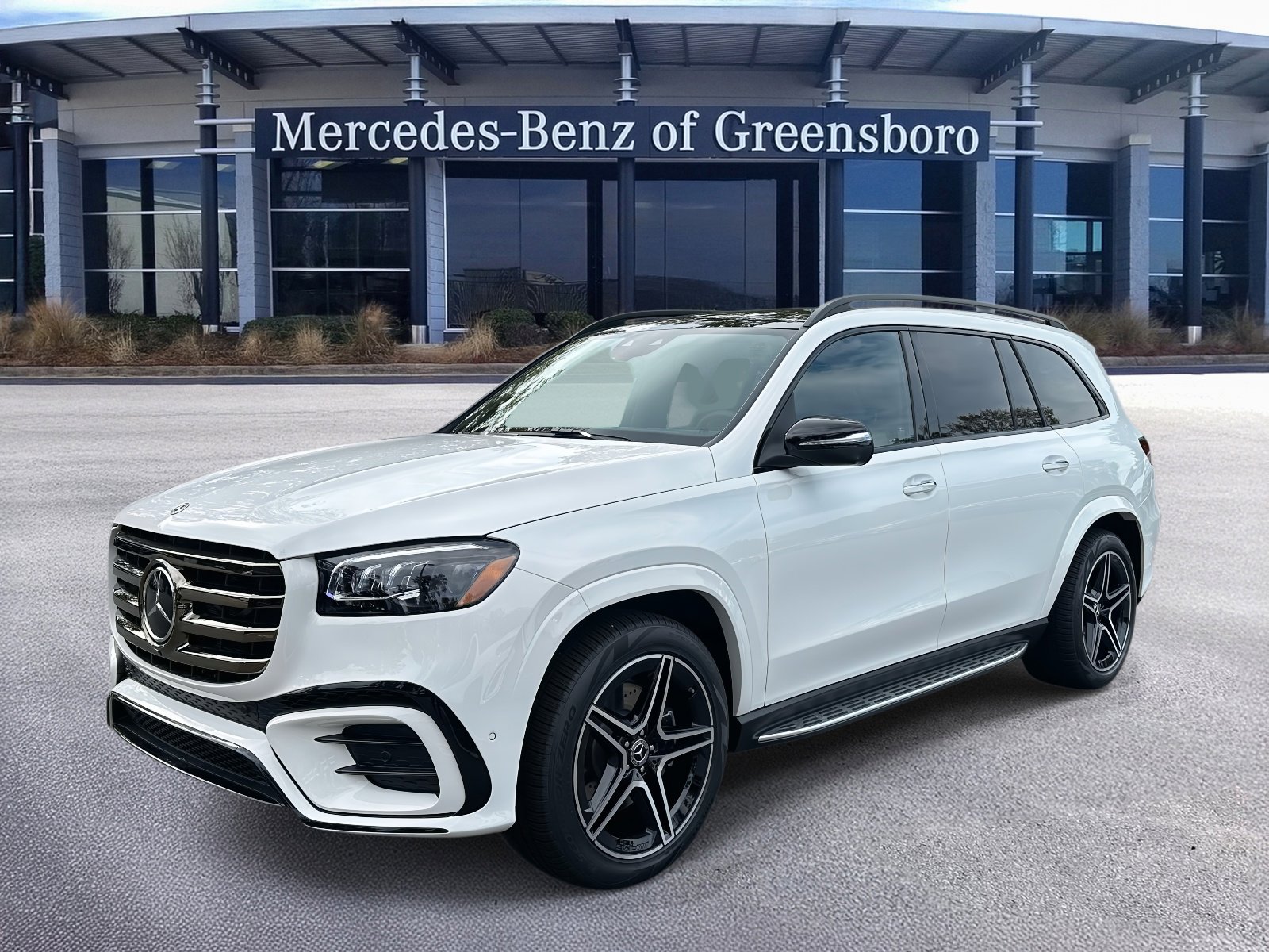 New 2026 Mercedes-Benz GLS 450 4MATIC image 2