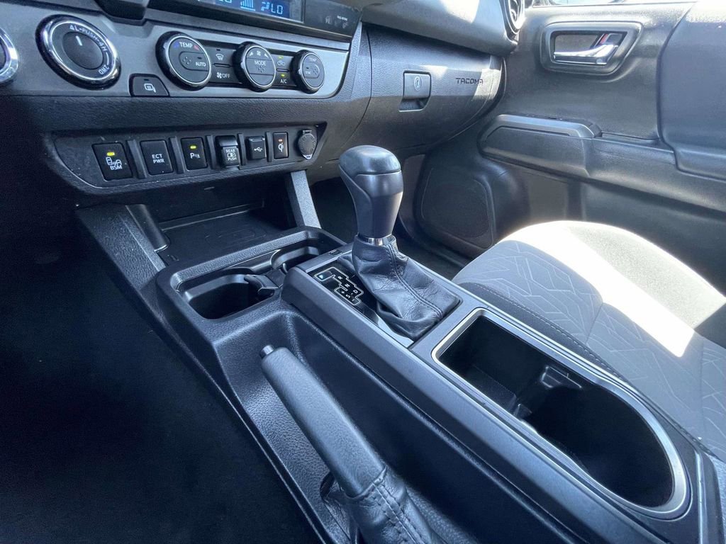 Used 2023 Toyota Tacoma TRD Sport w/ Advanced Technology Package AWD/4WD image 40