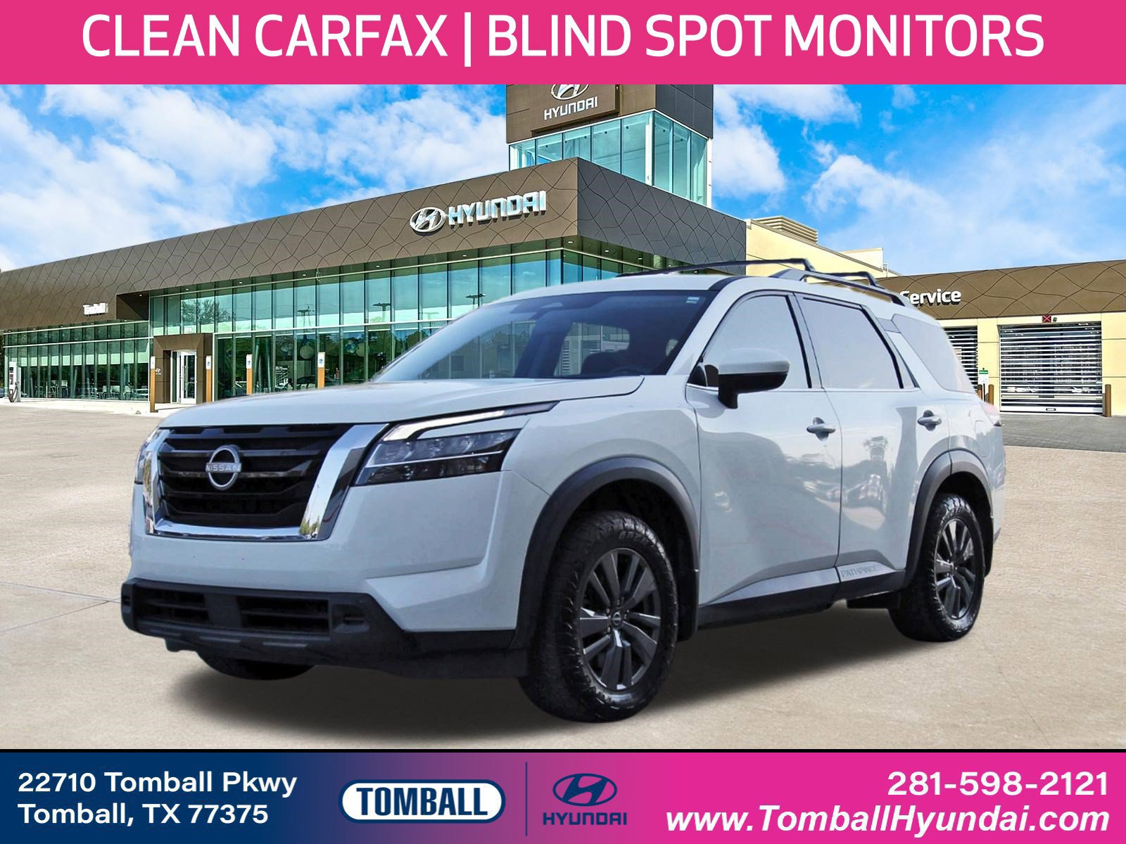 Used 2022 Nissan Pathfinder SV FWD image 1