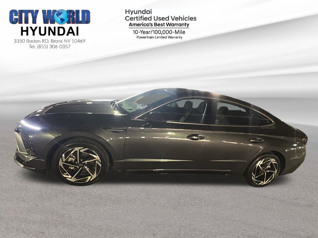 Used 2026 Hyundai Sonata SEL FWD image 2
