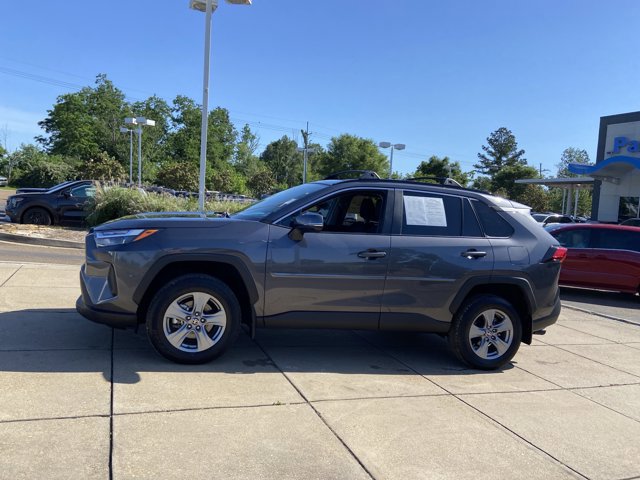 Used 2024 Toyota RAV4 XLE FWD image 6