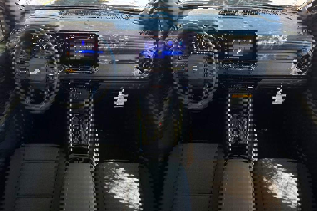 New 2026 Chevrolet Colorado W/T RWD image 13