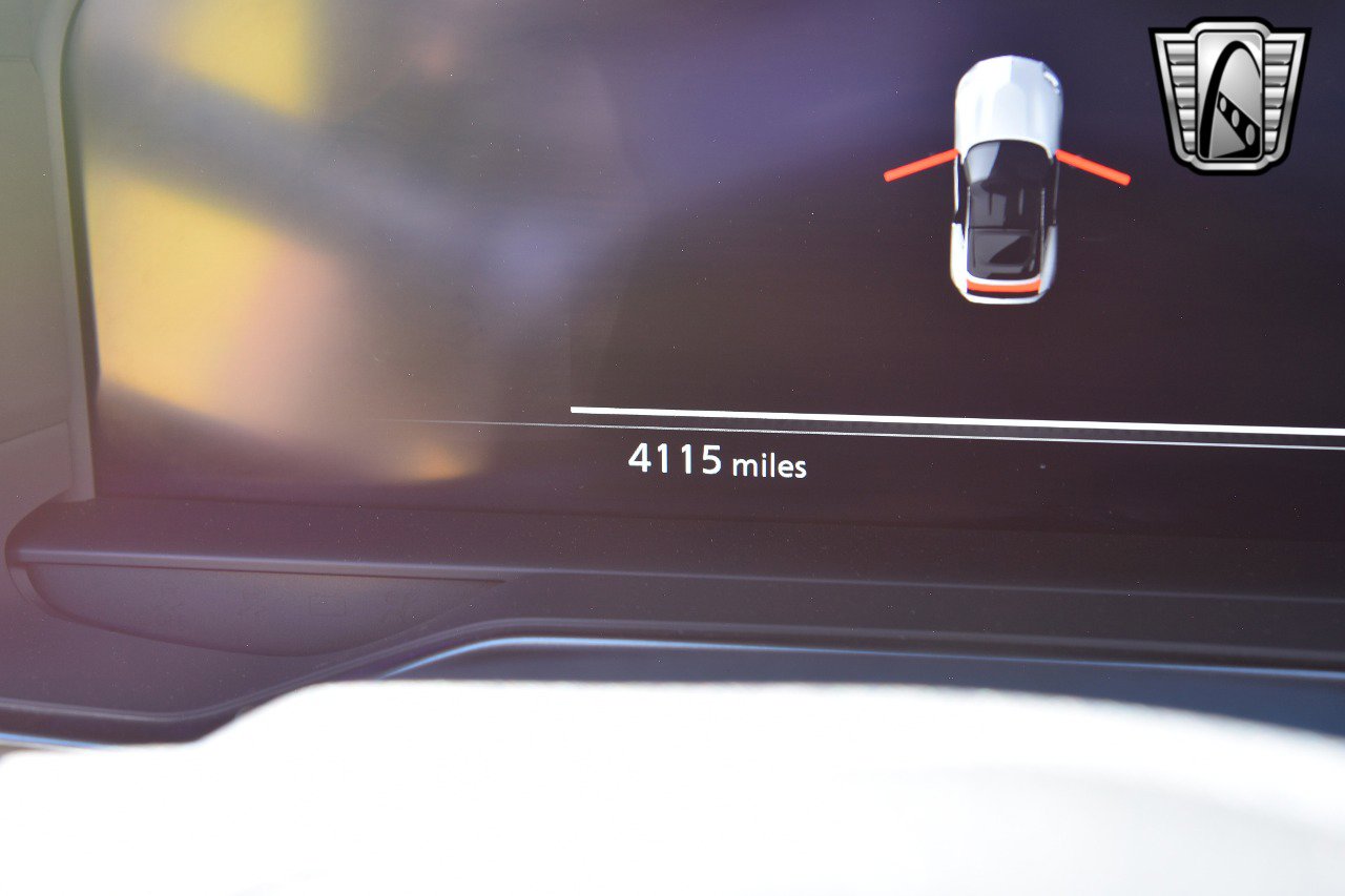 Used 2023 Nissan Z w/ Floor Mat Package (L93) image 23