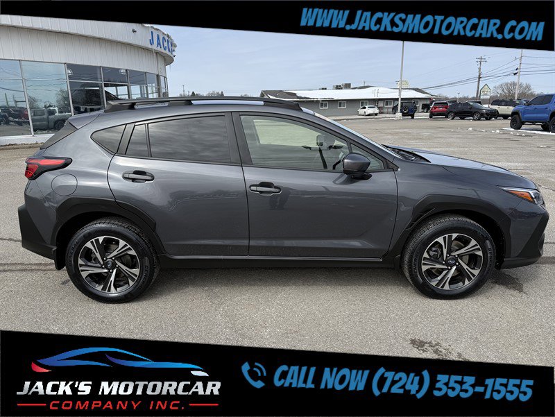 Used 2024 Subaru Crosstrek 2.0i Premium image 3