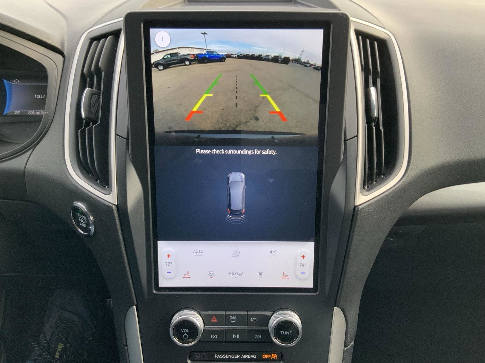 Used 2024 Ford Edge SEL image 42