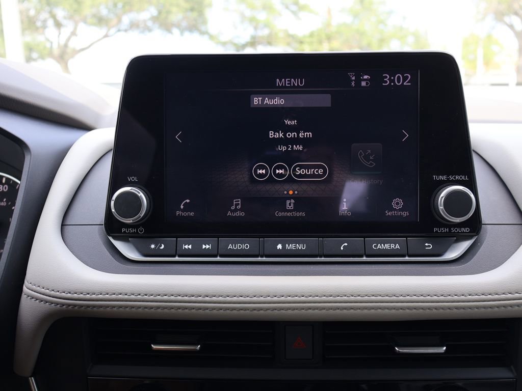 Used 2023 Nissan Rogue SV FWD image 40