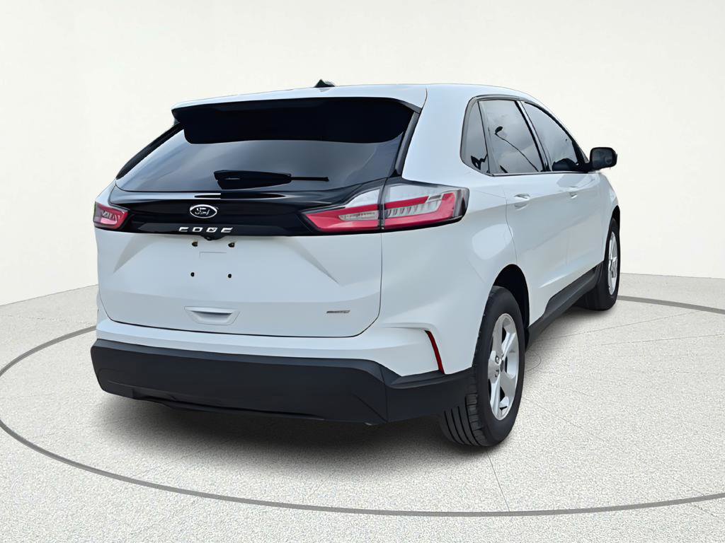 Used 2024 Ford Edge SE image 6