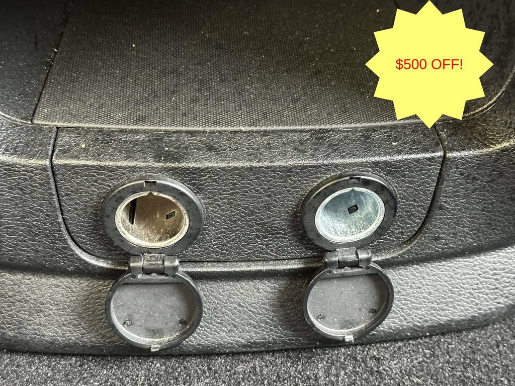 Used 2017 Dodge Grand Caravan SE FWD image 31
