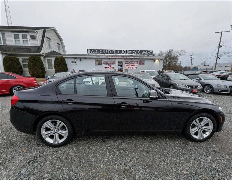 Used 2016 BMW 328i xDrive Sedan AWD/4WD image 5