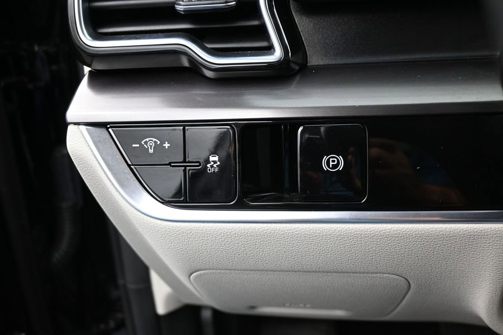 Used 2024 Kia Sportage EX AWD/4WD image 33