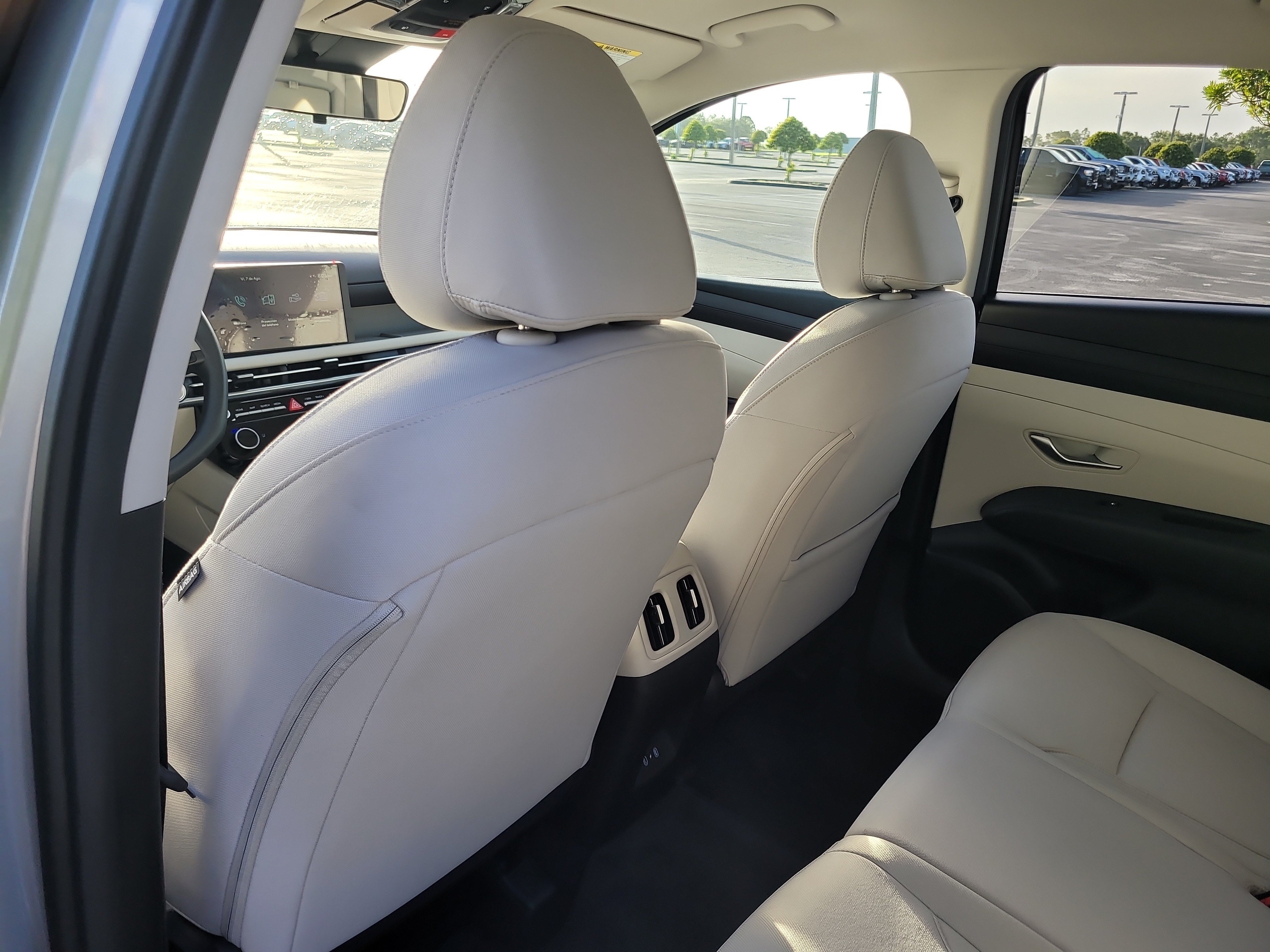 Used 2026 Hyundai Tucson SEL Plus FWD image 14