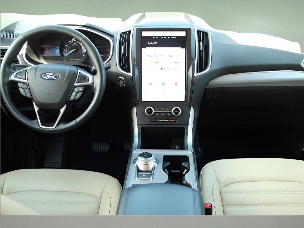Used 2021 Ford Edge SEL w/ Convenience Package image 23