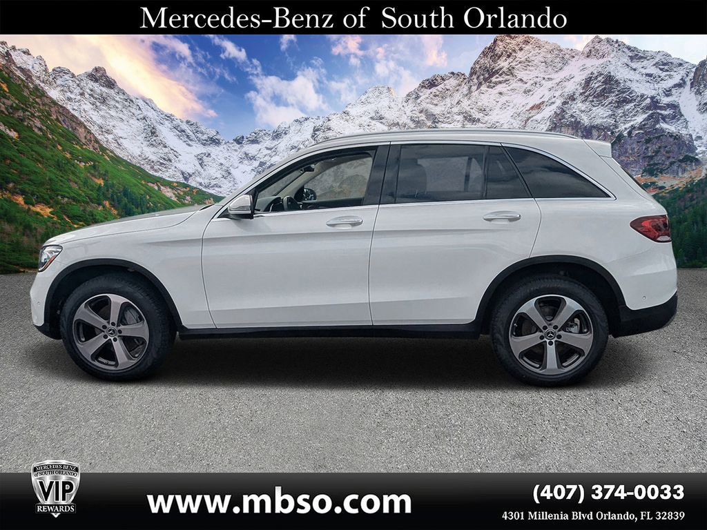 Certified 2022 Mercedes-Benz GLC 300 4MATIC w/ Premium Package Lite image 20